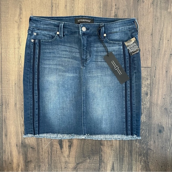 Liverpool Dresses & Skirts - Liverpool Women Size 6 Women Jean Denim Skirt